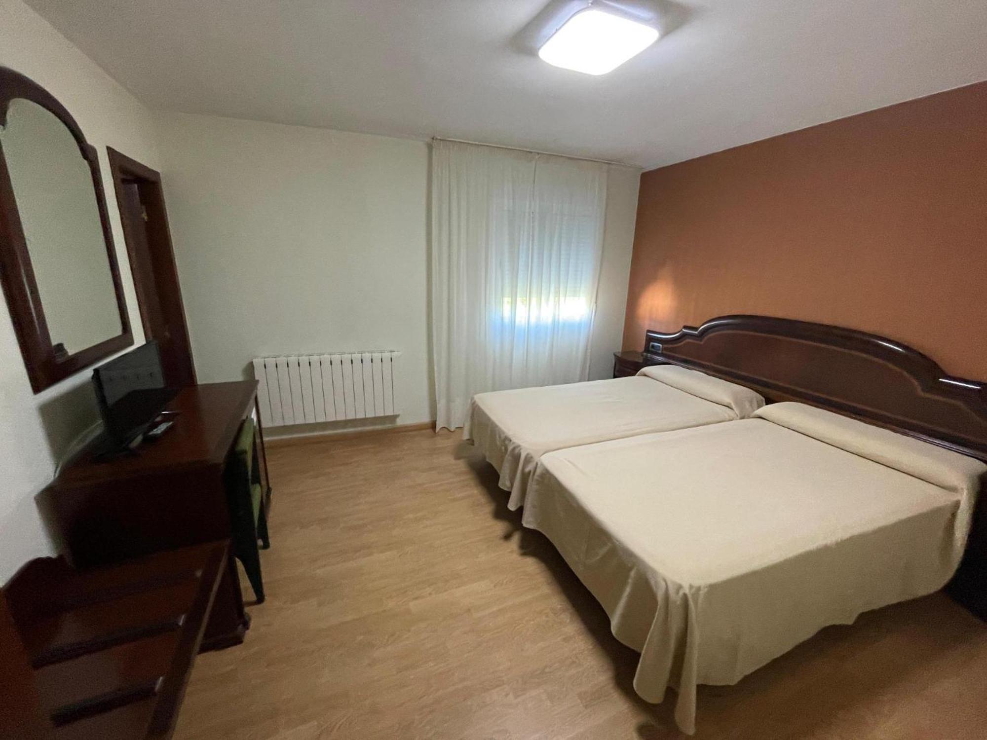 Hostal Terraza Miramar Sl Бойро Екстериор снимка